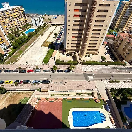 Апартаменти Poseidon Sea Views & Pool Фуенхірола