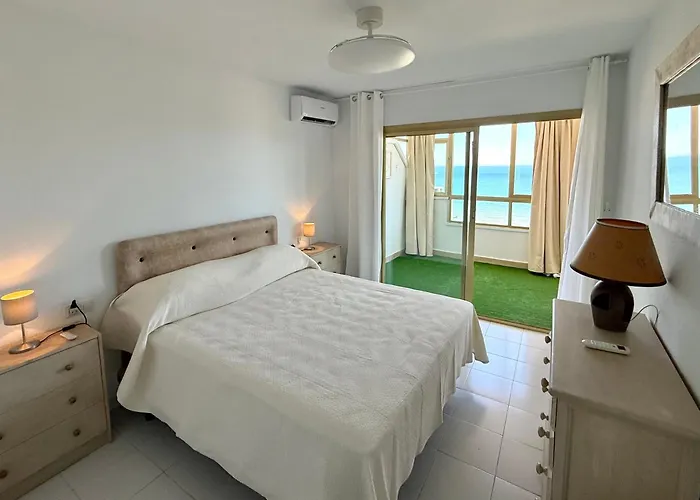 Poseidon Sea Views & Pool Fuengirola